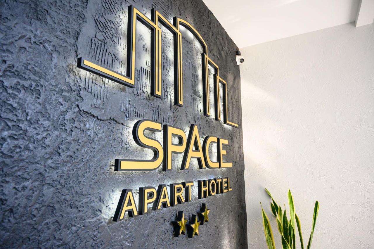 Space Apart Hotel Lutsʼk 外观 照片