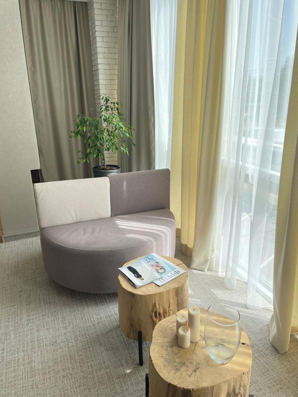 Space Apart Hotel Lutsʼk 外观 照片