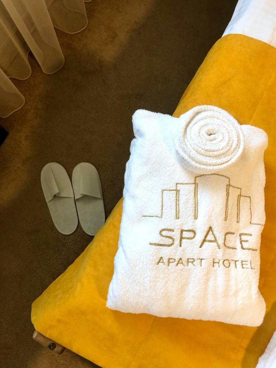 Space Apart Hotel Lutsʼk 外观 照片